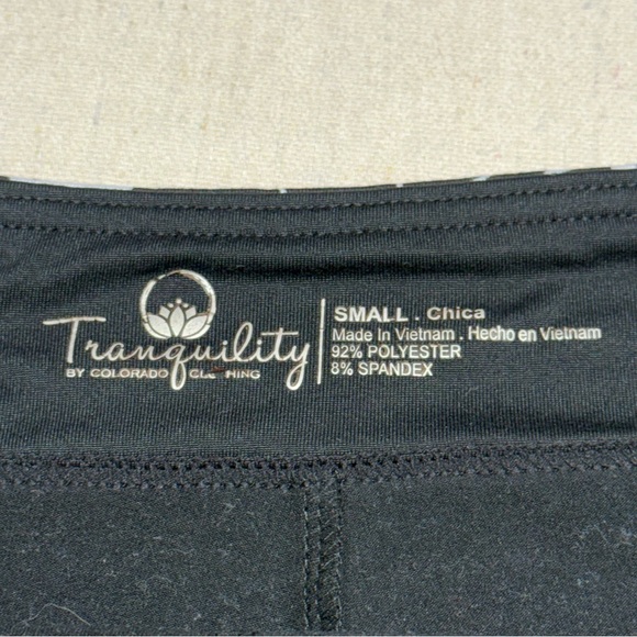 Tranquility by Colorado Clothing Black and White Patterned Mini Skort - Small - Picture 3 of 9